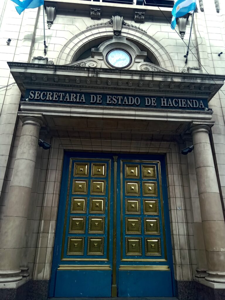 puerta-banco-provincia-tucuman
